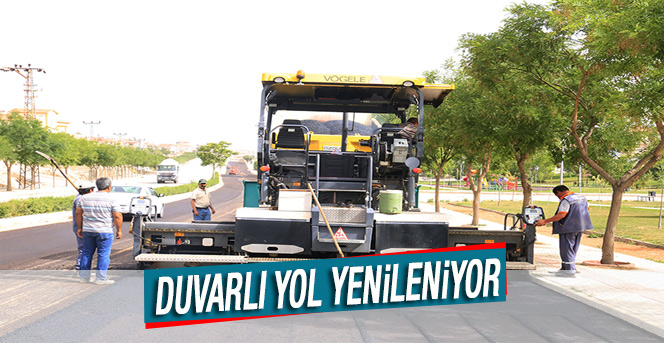 Duvarlı Yol Yenileniyor