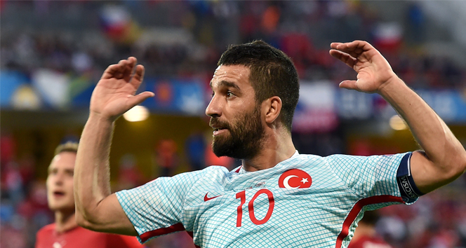 Arda Turan: 'Annemi ağlattılar, bazılarını affetmeyeceğim'