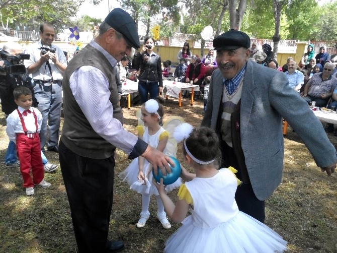 Tuzlukçu’da Okul Öncesi Kuşaklar Buluşması Şenliği