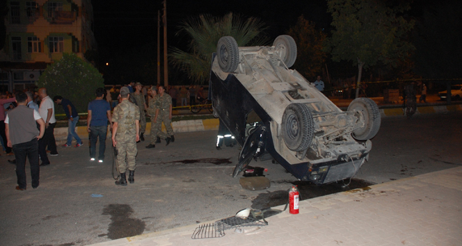 Otomobil ile zırhlı araç çarpıştı: 1 şehit, 2 ağır yaralı