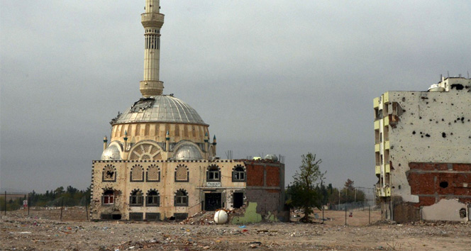 Nusaybin’de 4 cami kullanılamaz hale geldi