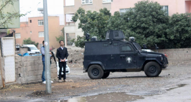 Hücre evine baskın: 2 terörist öldürüldü, 5 polis yaralı