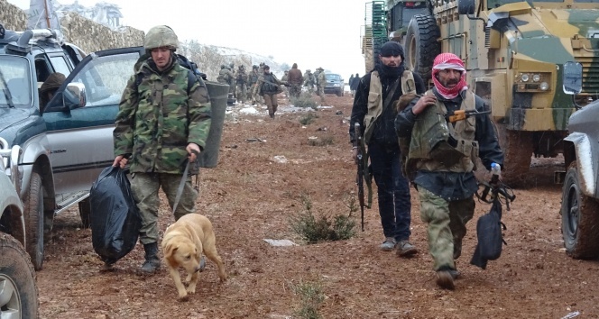 El Bab'da sıcak saatler!Türkiye son darbeleri vuruyor