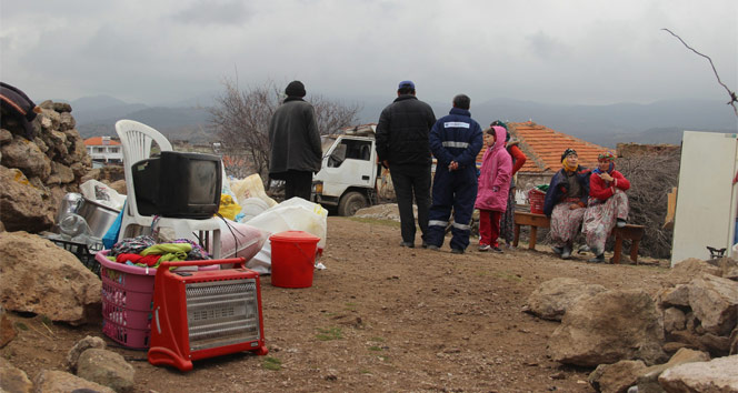 Çanakkale'de deprem 5 köyde hasara neden oldu