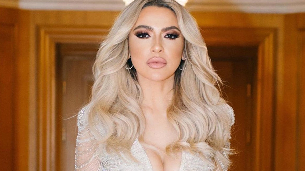 hadise.webp